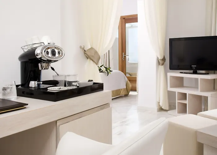 Gold - Small Luxury Of The World 4*