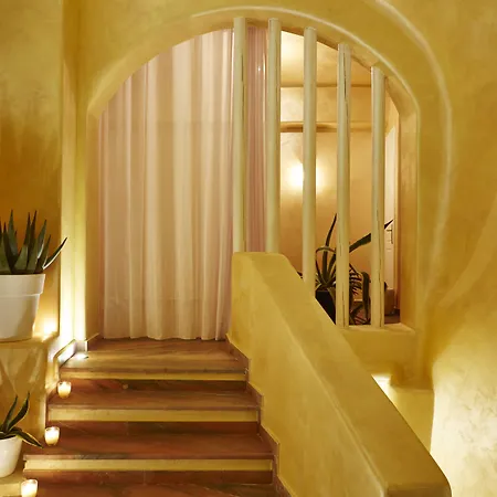 Gold - Small Luxury Of The World Hotel 4*