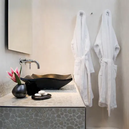 Gold - Small Luxury Of The World Hotel