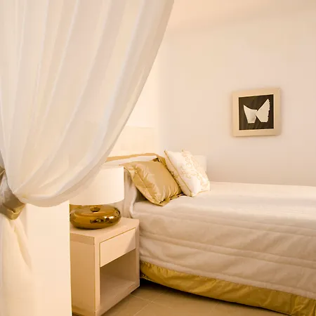 Gold - Small Luxury Of The World Hotel 4*