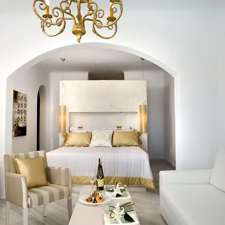 Gold - Small Luxury Of The World 4*