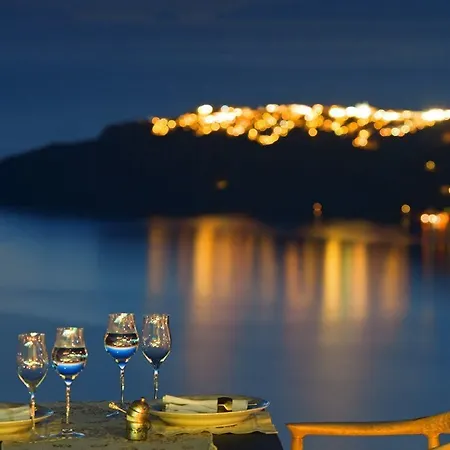 Gold - Small Luxury Of The World Hotel