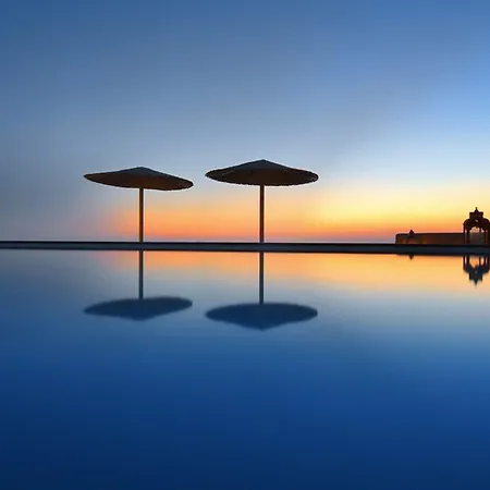 Gold - Small Luxury Of The World 4*