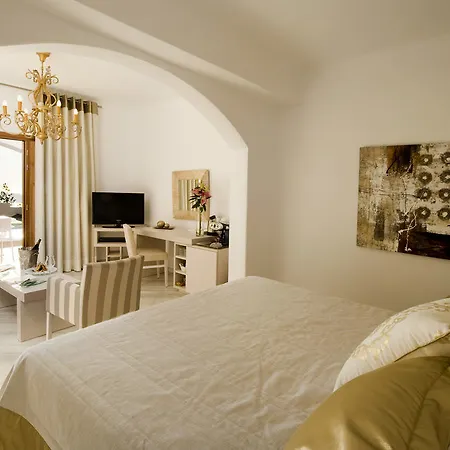 Gold - Small Luxury Of The World 4* Imerovigli (Santorini)