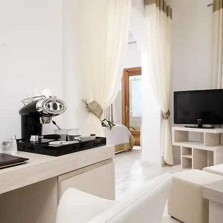 Gold - Small Luxury Of The World 4* Imerovigli (Santorini)