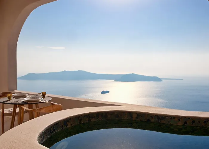 Gold - Small Luxury Of The World 4*