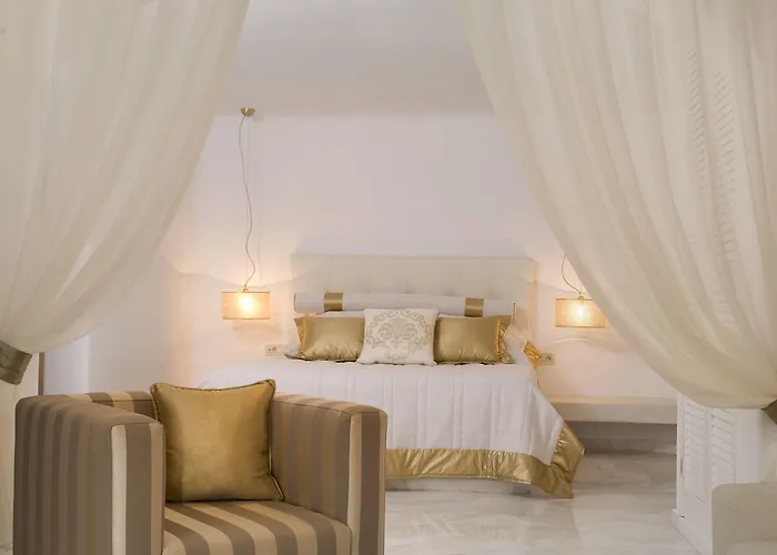 Gold - Small Luxury Of The World Imerovigli (Santorini)