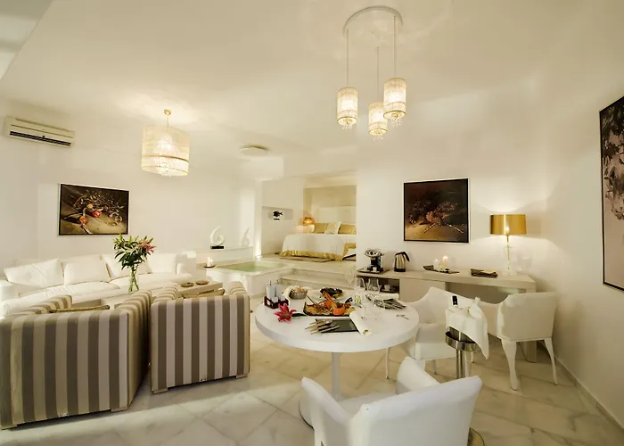 Gold - Small Luxury Of The World 4*