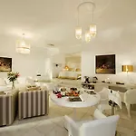 Gold - Small Luxury Of The World 4*