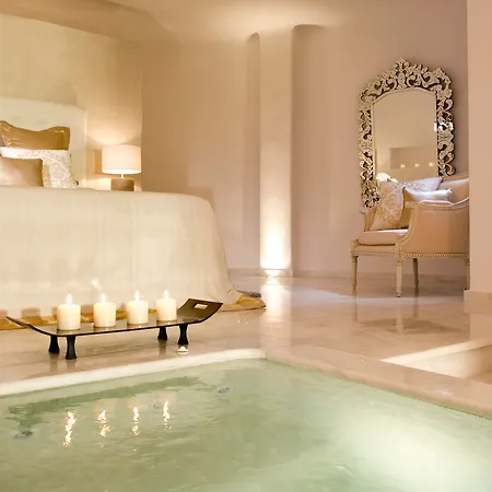 Gold - Small Luxury Of The World Имеровигли