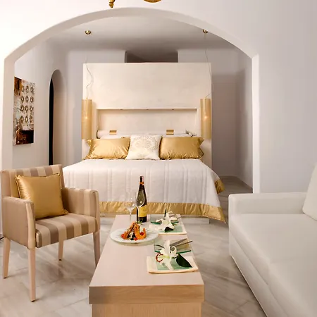 Gold - Small Luxury Of The World מלון 4*