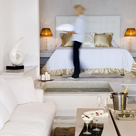 Gold - Small Luxury Of The World 4*