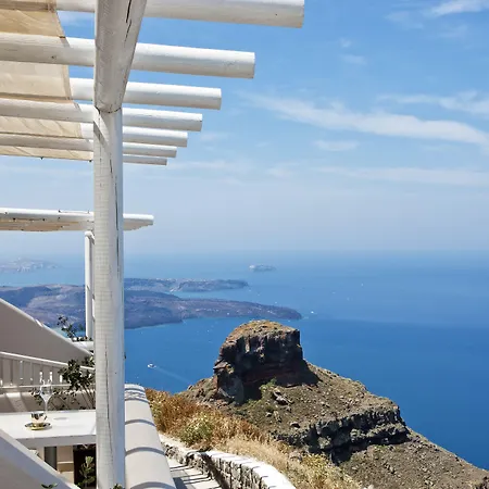 Gold - Small Luxury Of The World אימרוביגלי