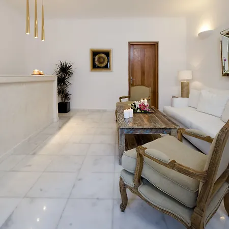Gold - Small Luxury Of The World Отель